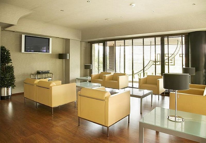 Occidental Pamplona Hotel Exterior photo